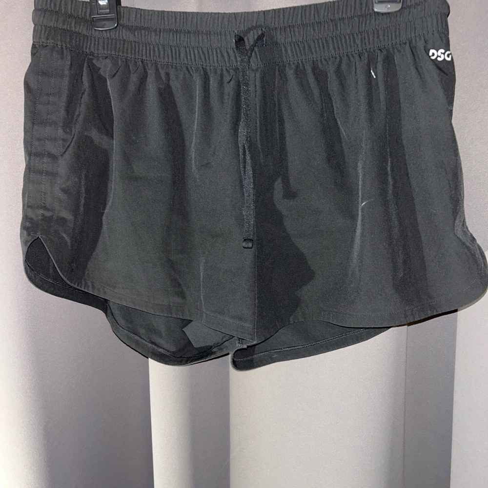 DSG Women's Black Athletic Shorts lined size medium